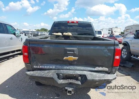 2018 Chevrolet Silverado 2500Hd High Country z USA, uszkodzony, nr VIN 1GC1KXEY7JF109379